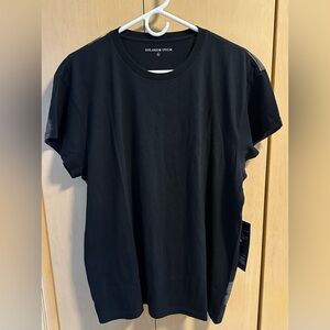 Men’s Graphic Tee - NWT
